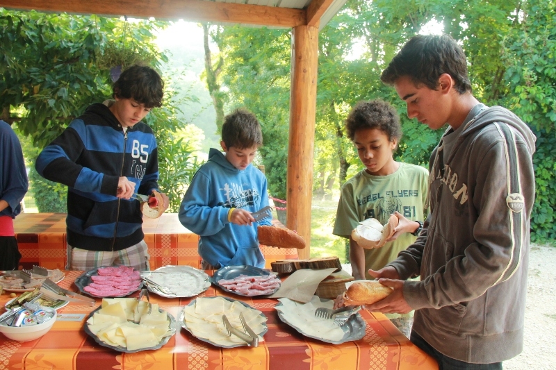 Village Camps International Summer Camp Ard&egrave;che, France 2019-07-26 https://www.villagecamps.com/journals_admin/images/644-22-15-07-2013 lossless (11).jpg